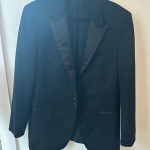 Classic Black Men's Tuxedo
